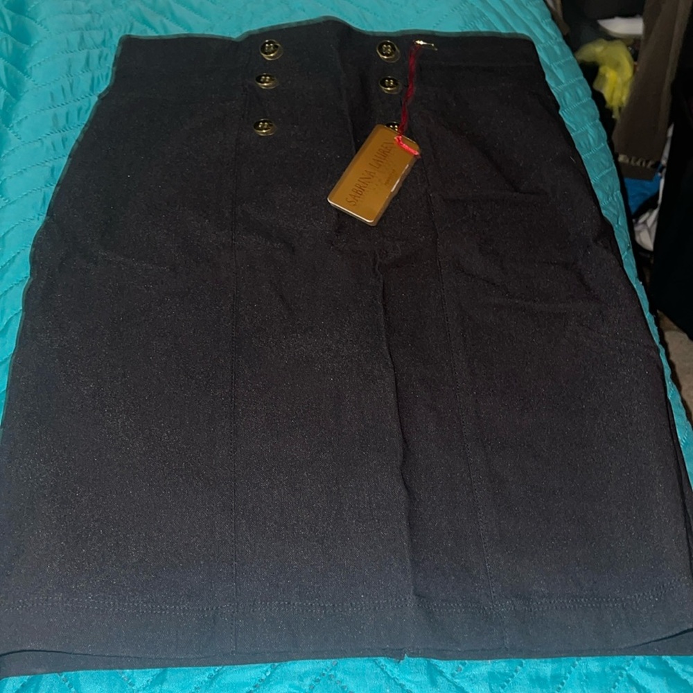 Sabrina Lauren New York skirt